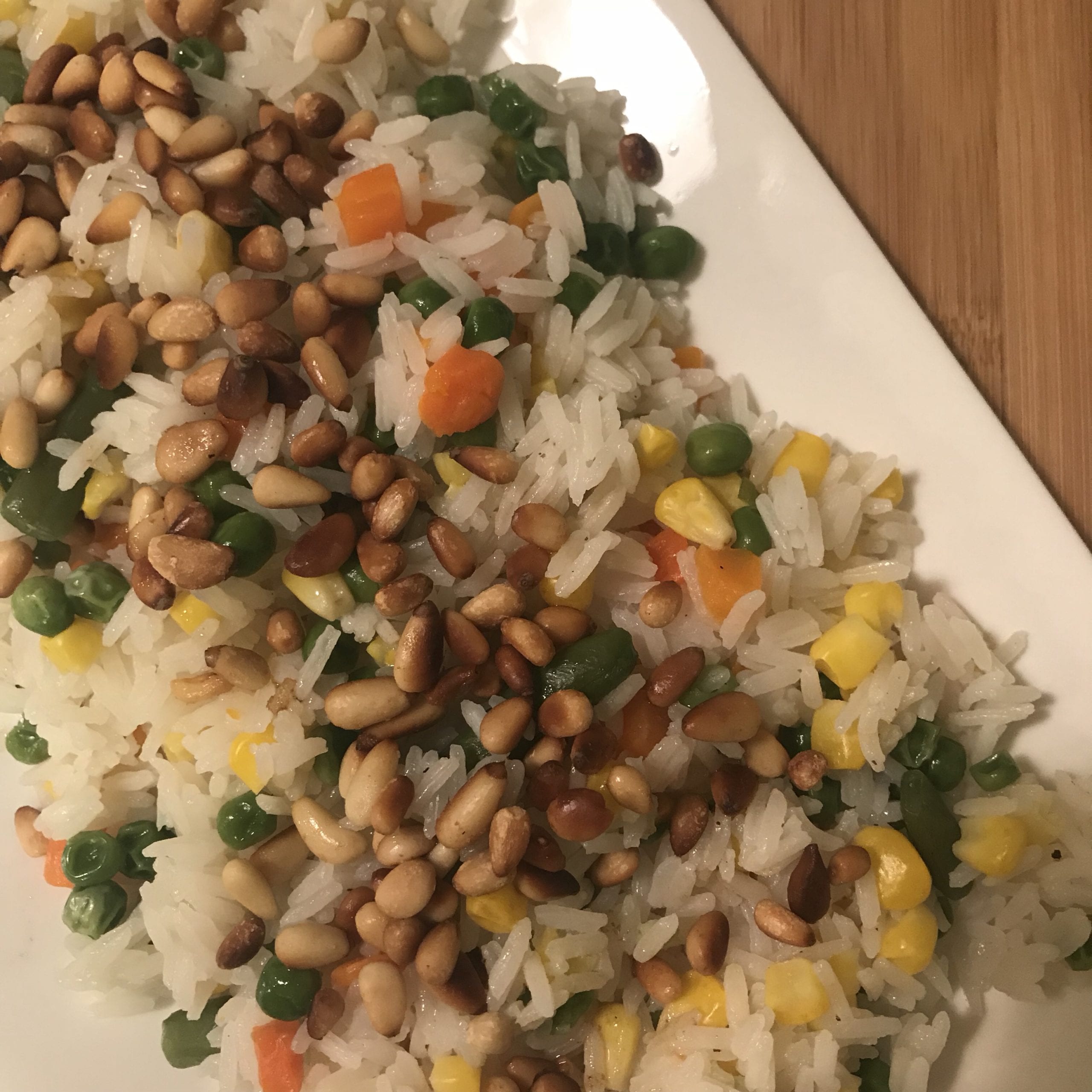 [RECIPE] Easy Rice with Mixed Veggies - A Muslim Dietitian