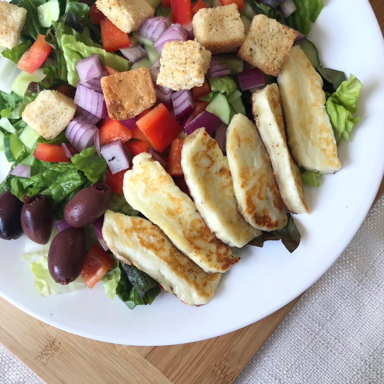 recipe-halloumi-cheese-salad-a-muslim-dietitian